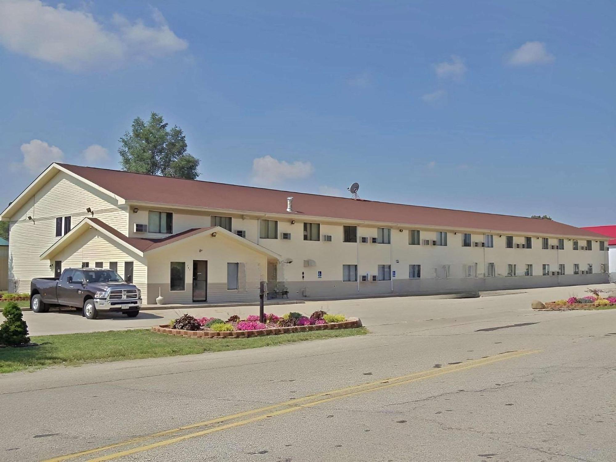 Rodeway Inn Elkhart Εξωτερικό φωτογραφία